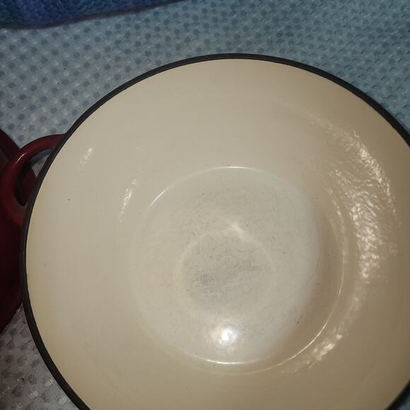 TECHNIQUE EUC ENAMELED RED TOMATO CAST IRON DUTCH OVEN POT 2 QT - Picture 4 of 7